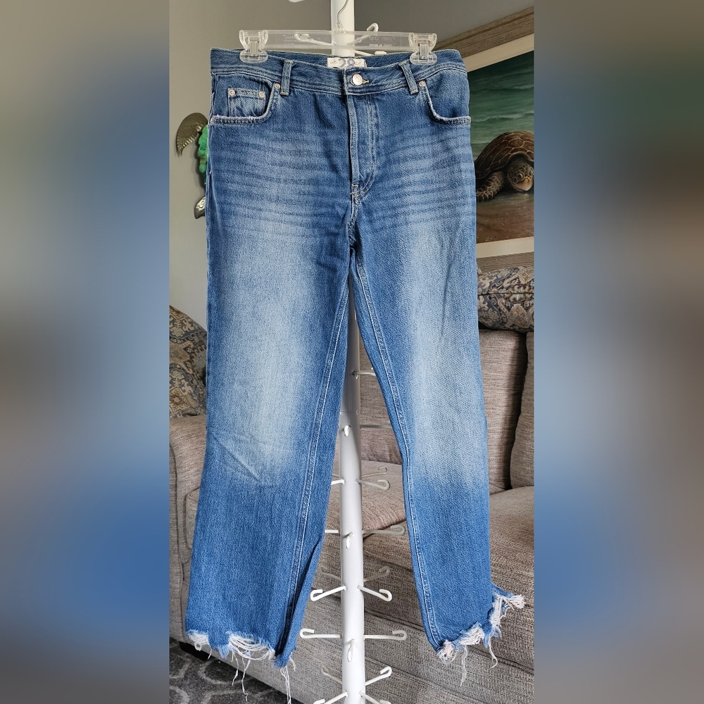 Free People Straight Leg Cropped Jeans Size 28